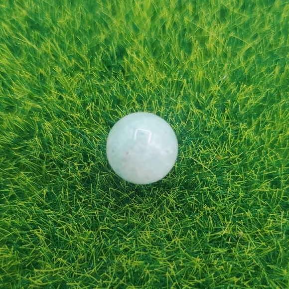 Pale Green Stone Bead P321 - Picture 1 of 3